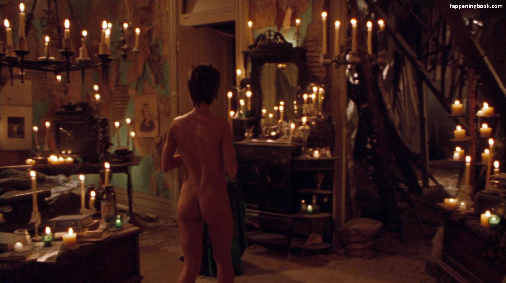 Anne Parillaud Nude