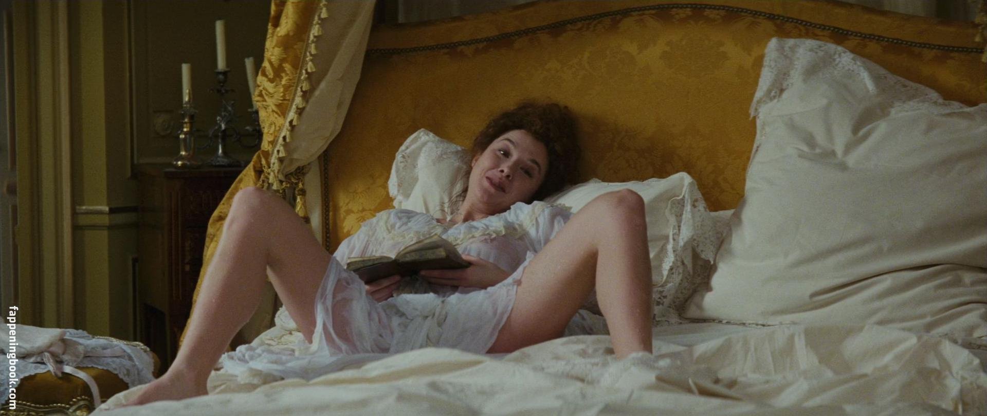 Annette Bening Nude, The Fappening - Photo #45077 - FappeningBook.