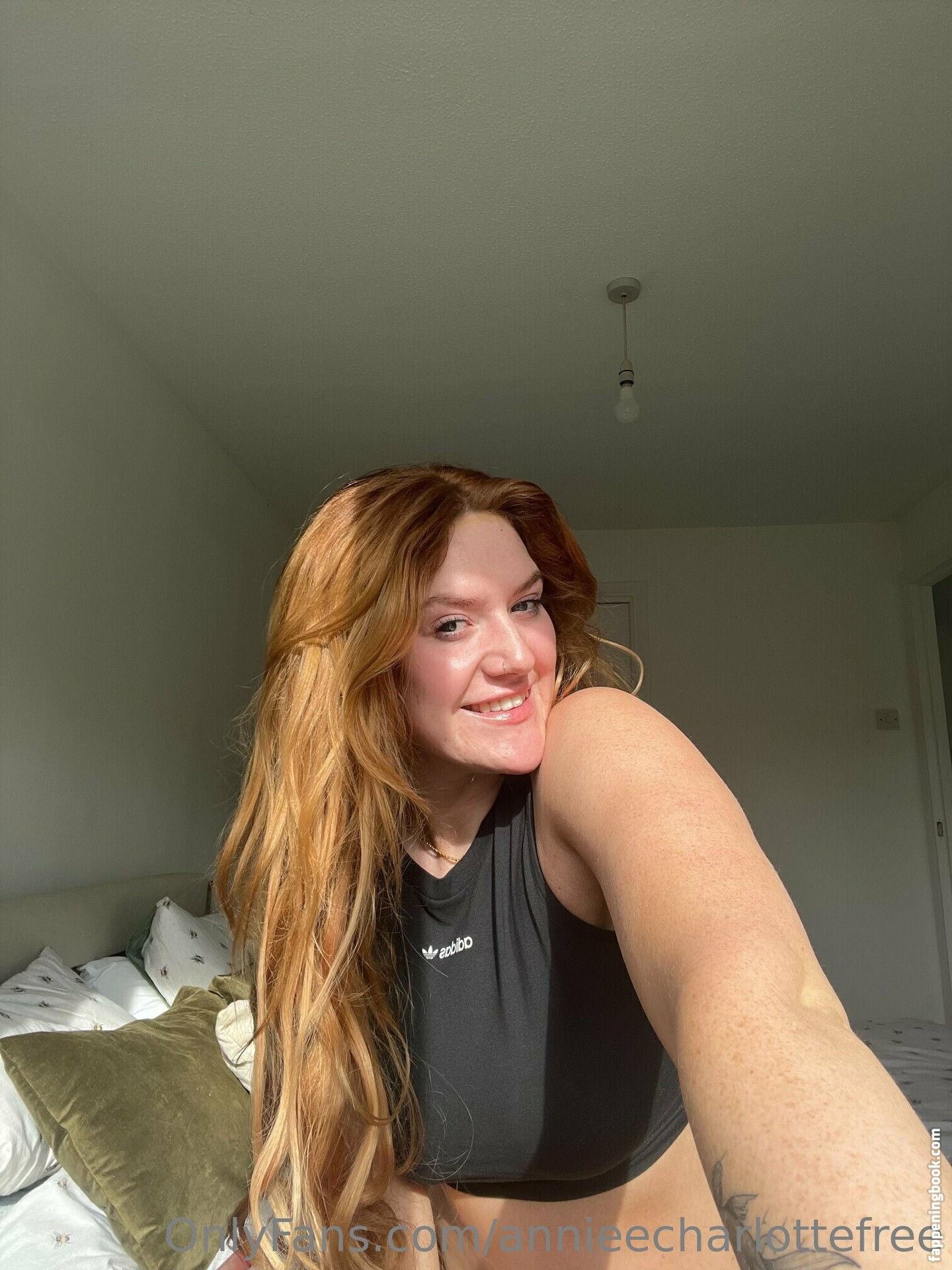 annieecharlottefree Nude OnlyFans Leaks