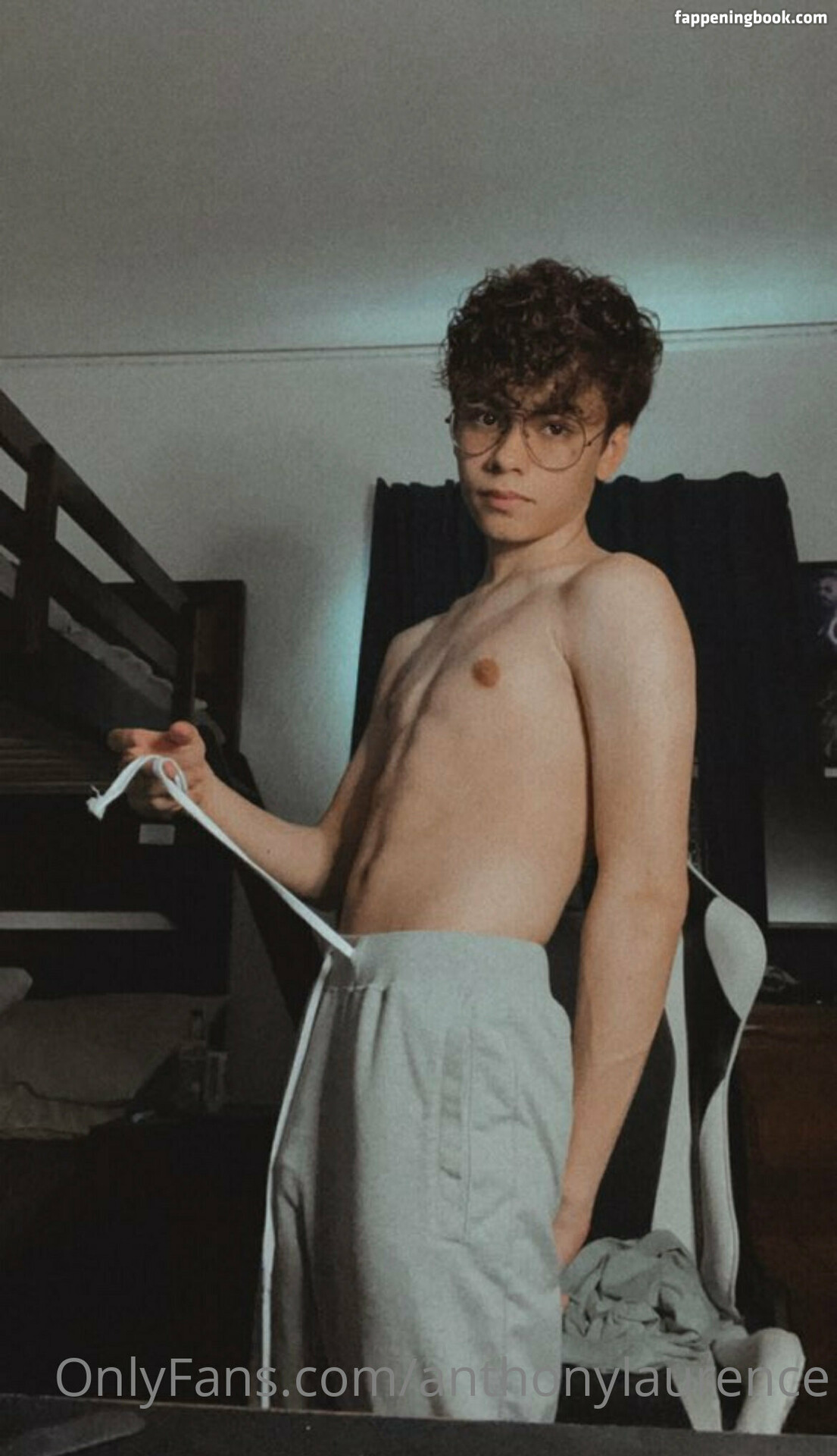 anthonylaurence Nude OnlyFans Leaks