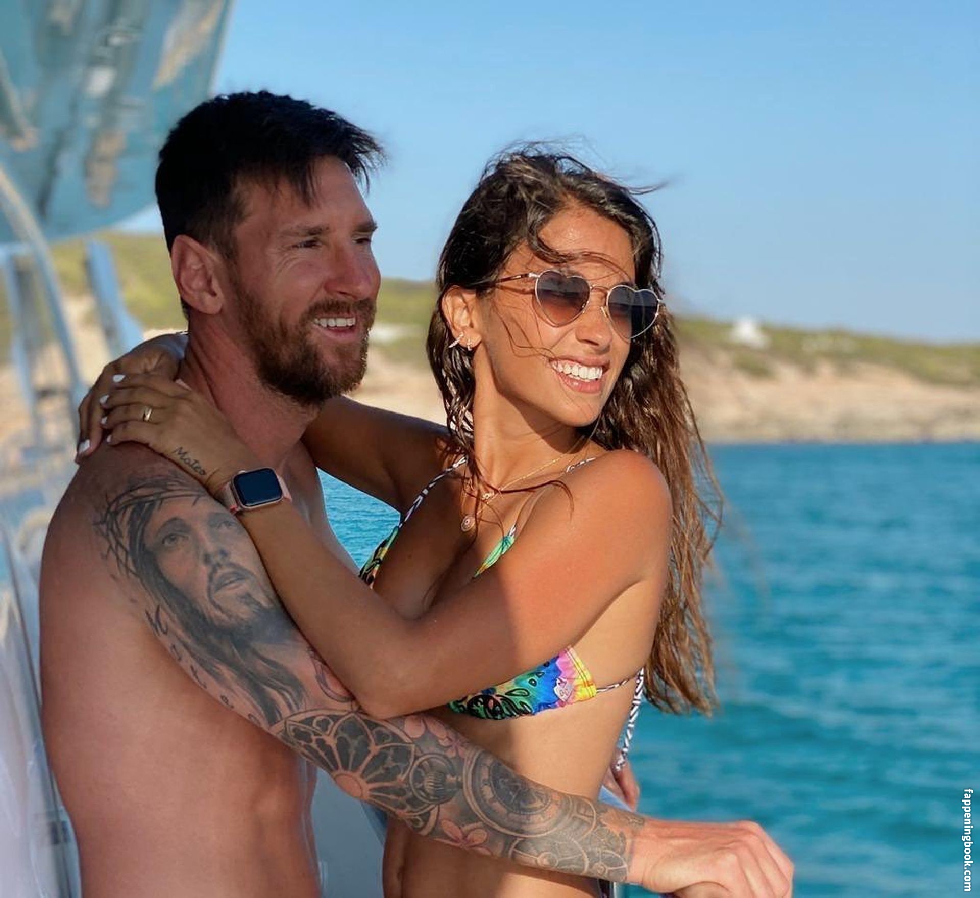 Nude antonela roccuzzo Lionel Messi's