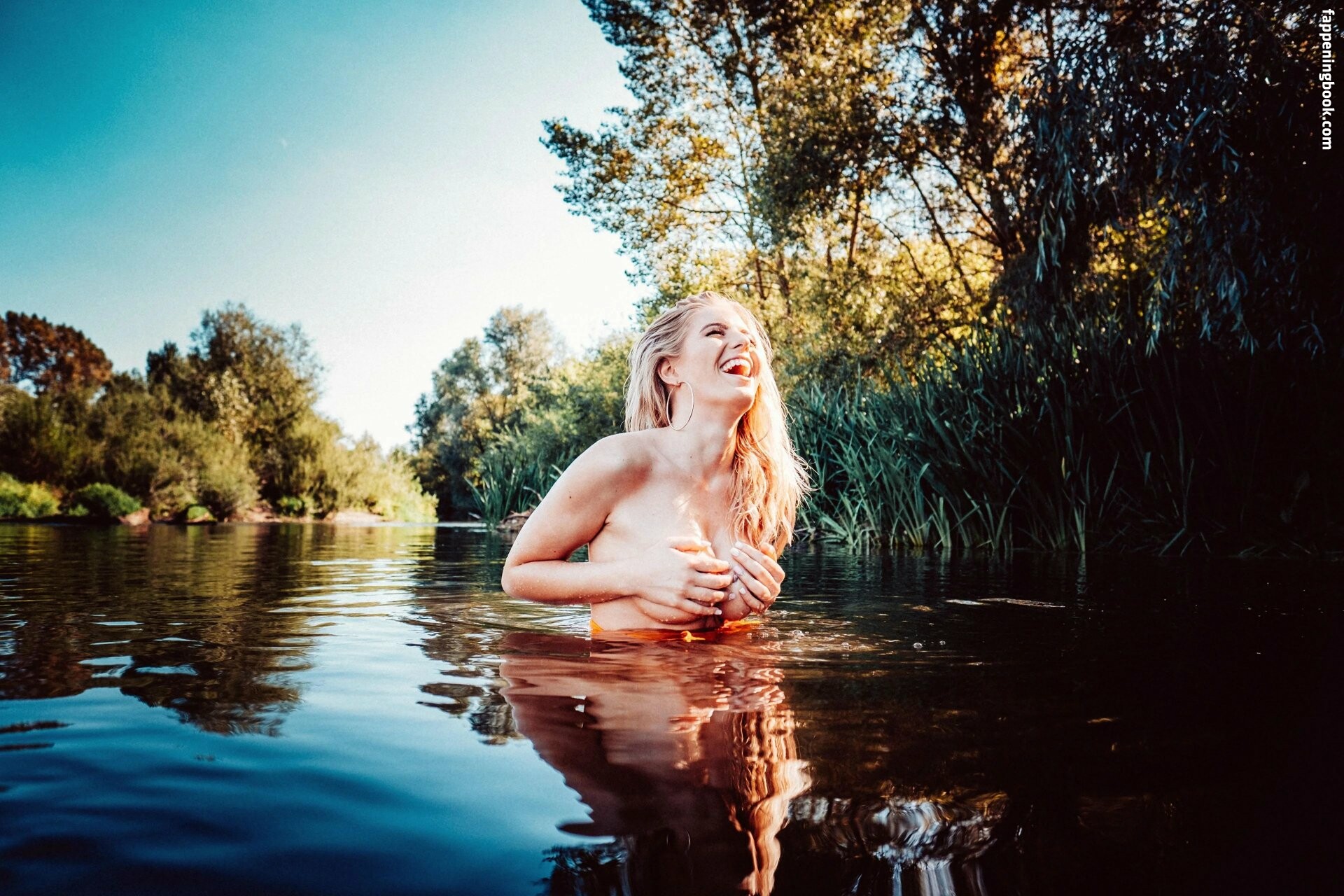Antonia Hemmer Nude