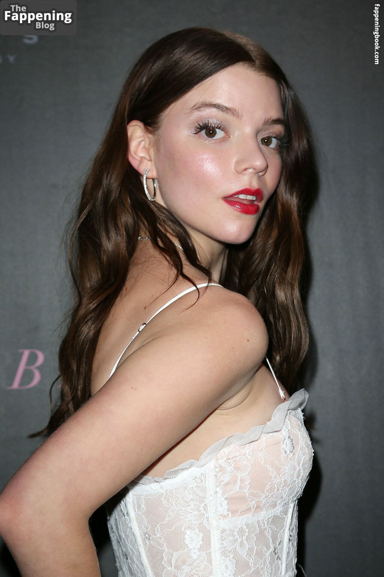 Anya Taylor-Joy Fapello Latest Exclusive Leaked Photos