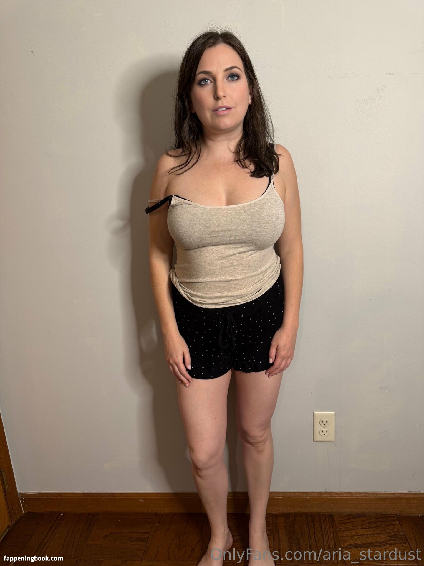 aria_stardust Nude OnlyFans Leaks