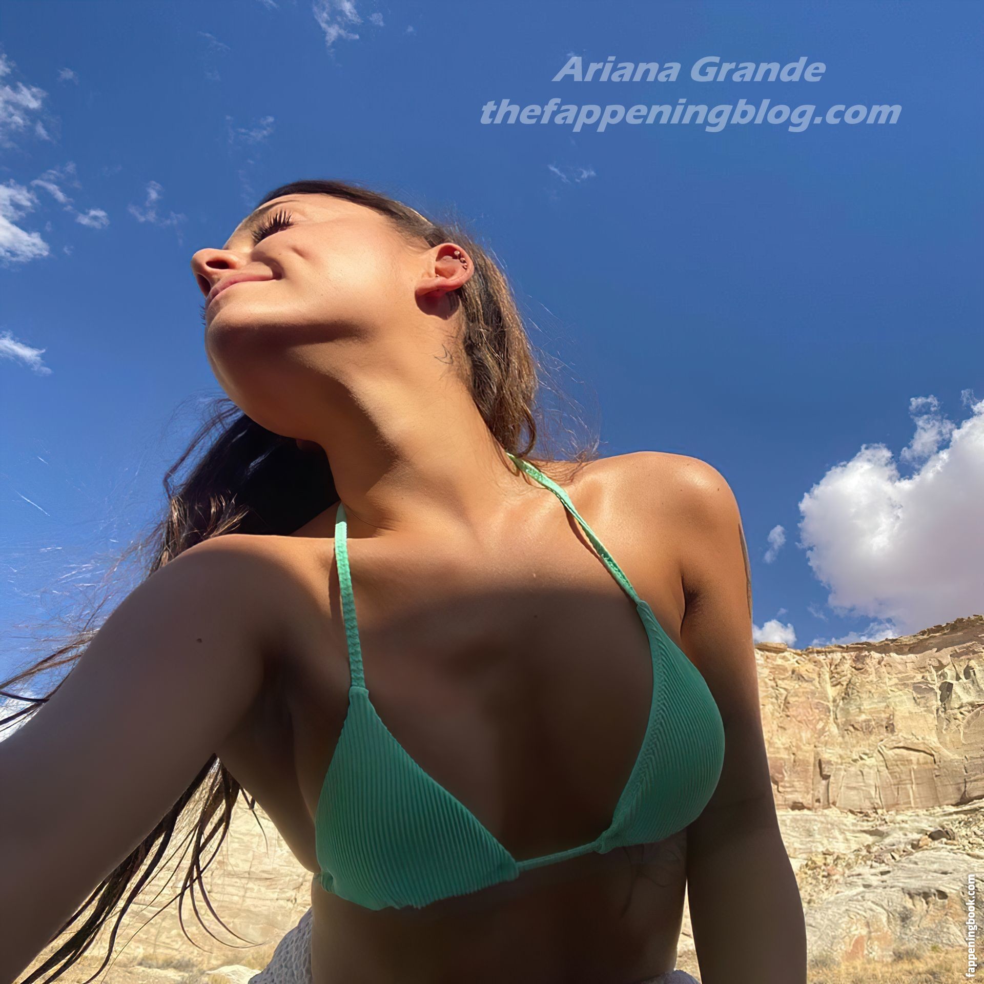 Ariana Grande Nude