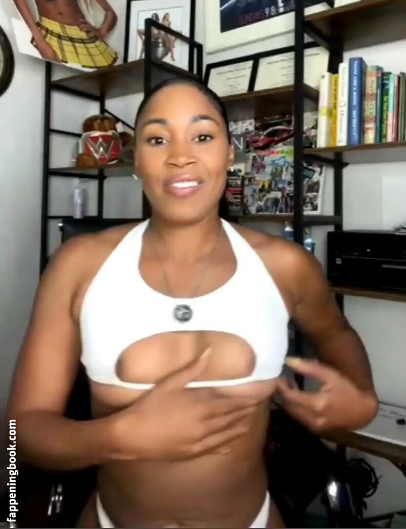 Ariane Andrew Nude OnlyFans Leaks