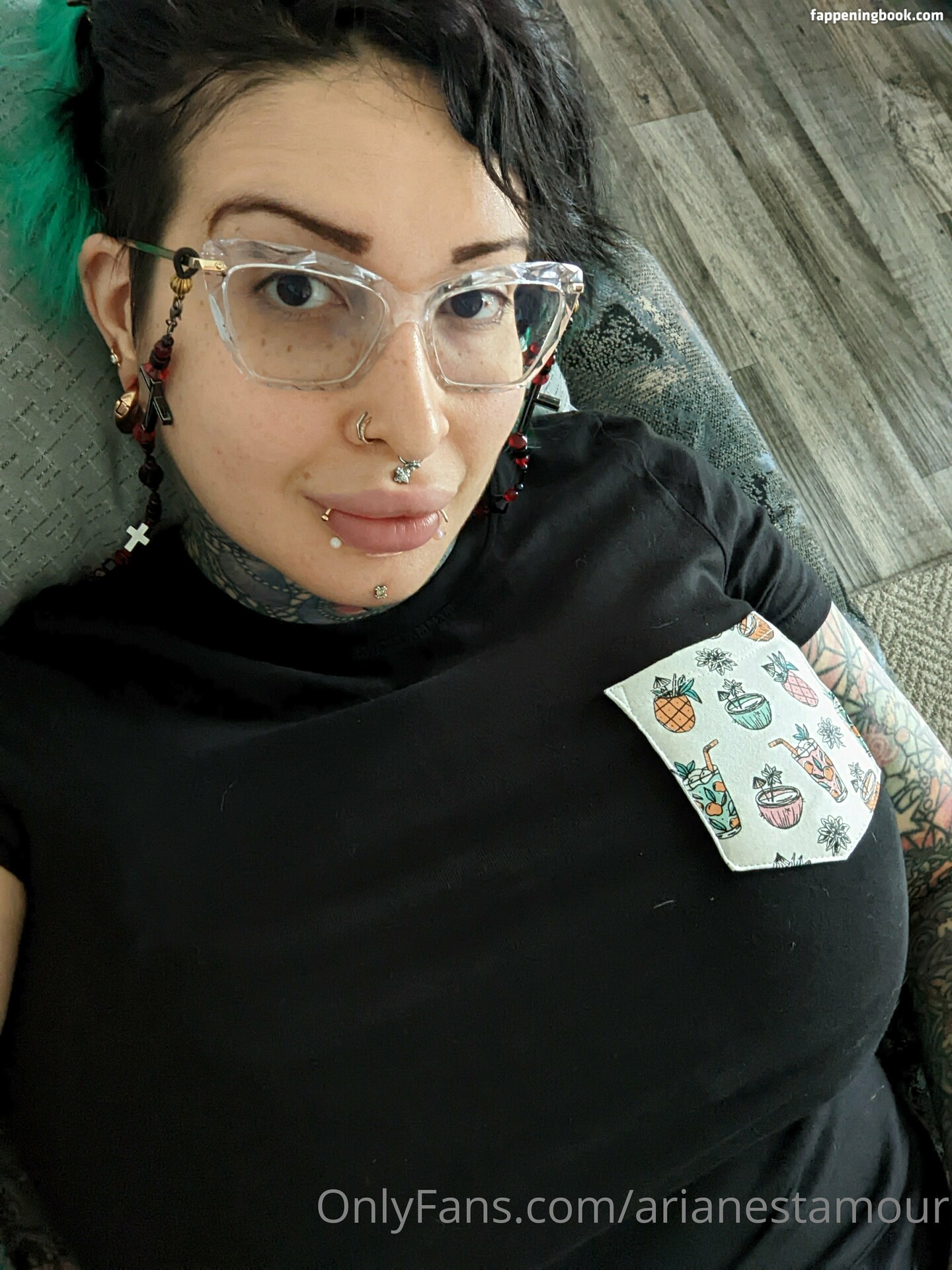 Ariane Saint Amour / arianestamour Nude, OnlyFans Leaks, The Fappening