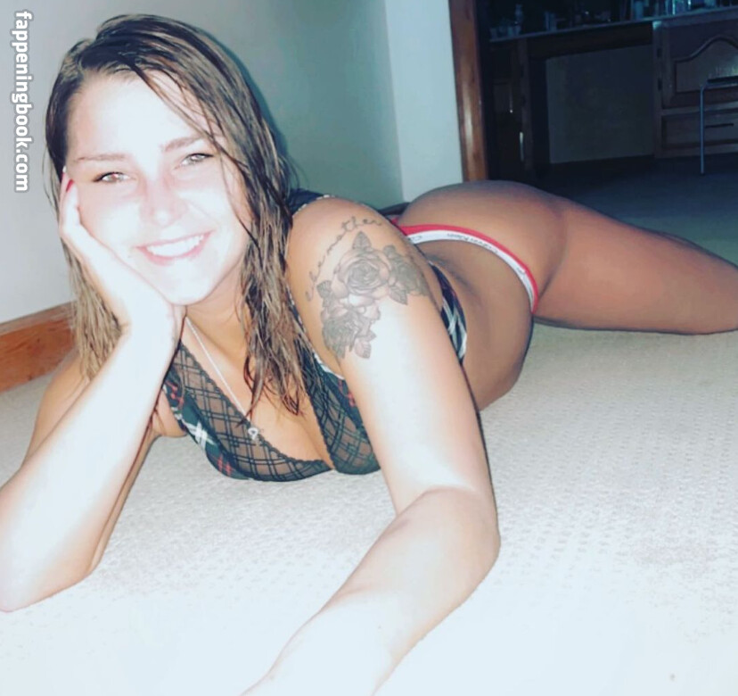 Ashley McAdams Nude OnlyFans Leaks