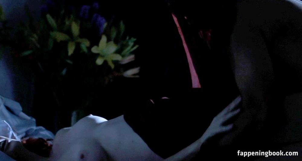 Naked Ashley Wren Collins in Pound of Flesh < ANCENSORED