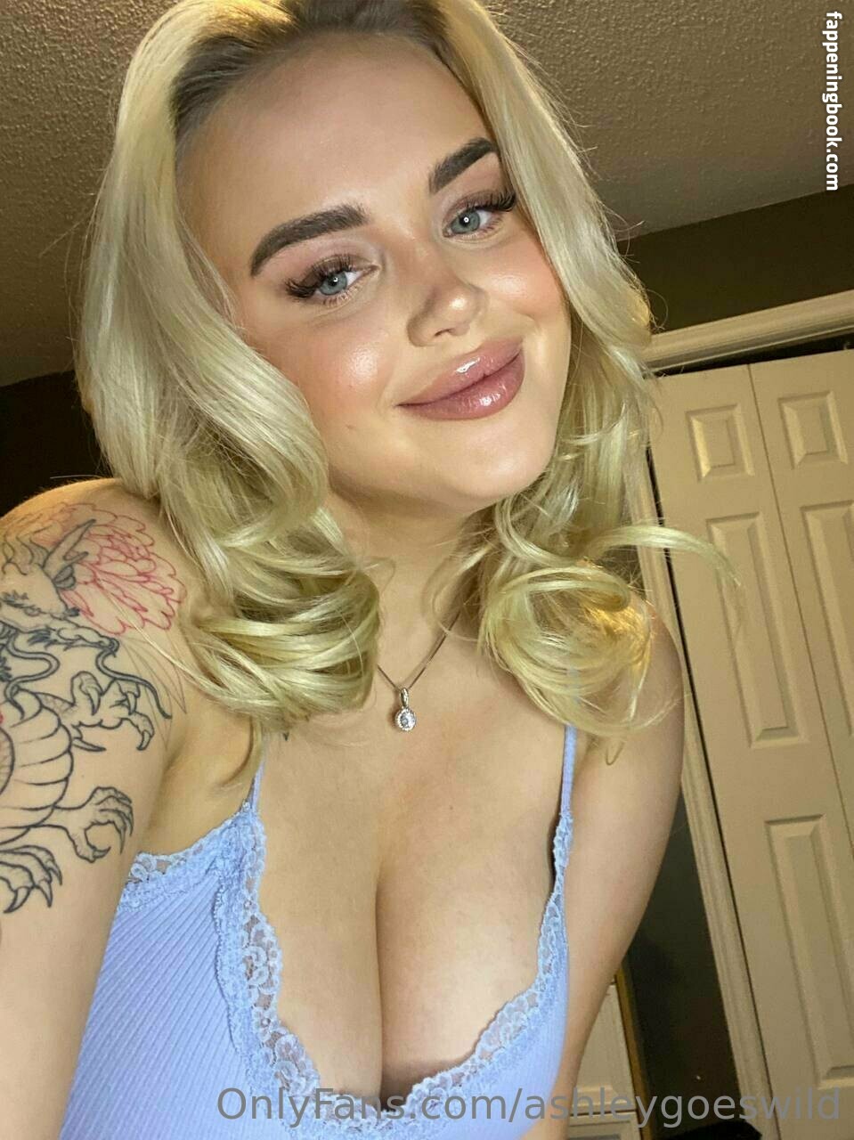 ashleygoeswild Nude OnlyFans Leaks