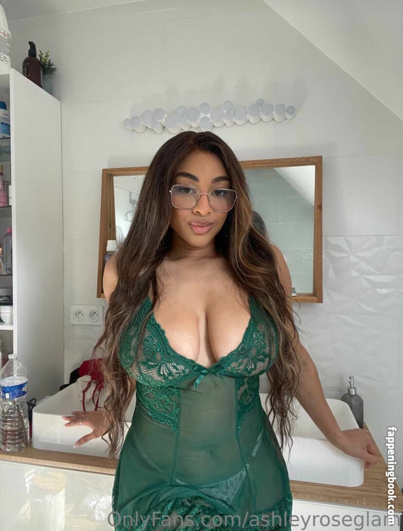 Ashleyroseglam Nude OnlyFans Leaks