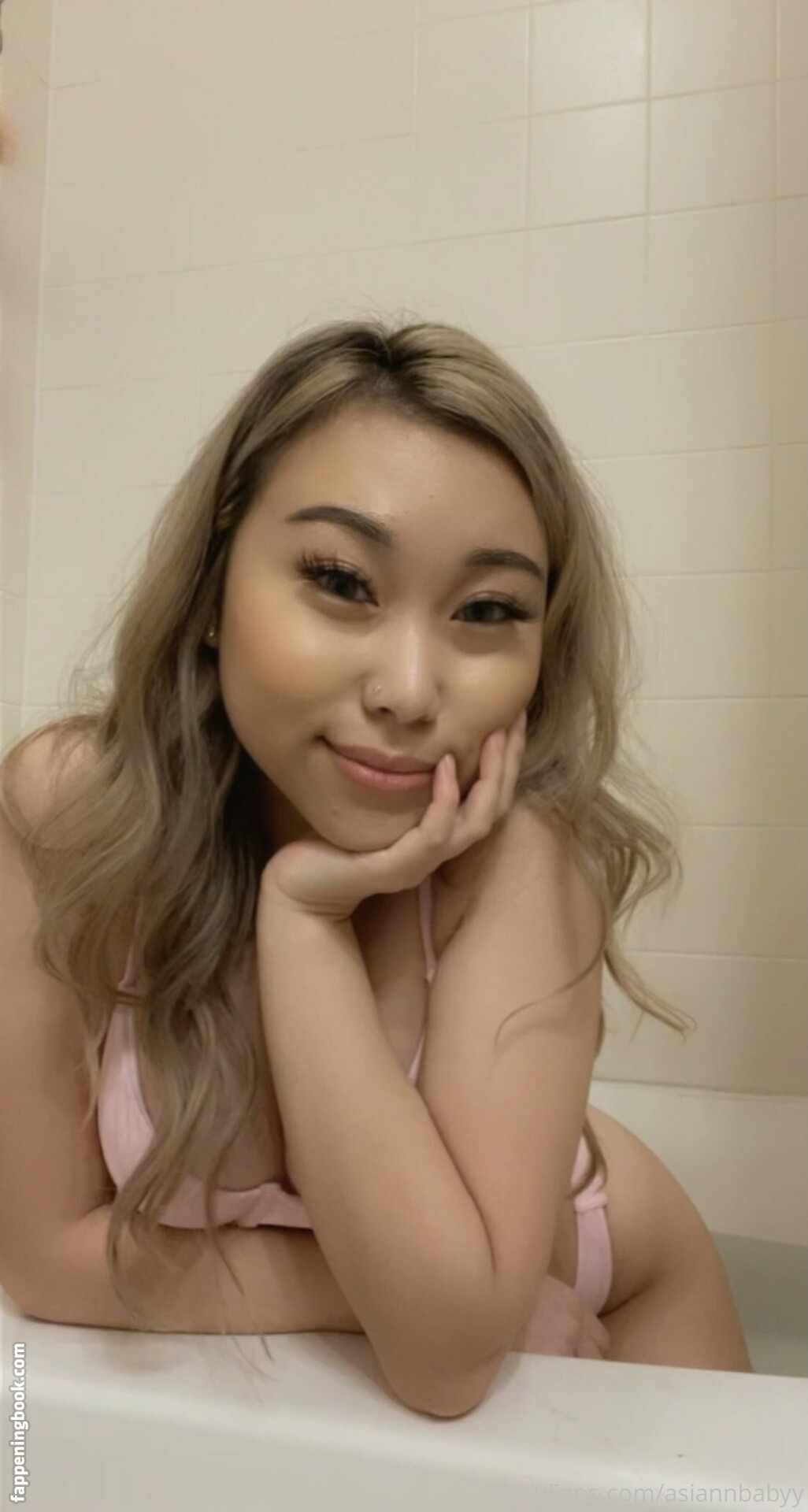 asiannbabyy Nude OnlyFans Leaks