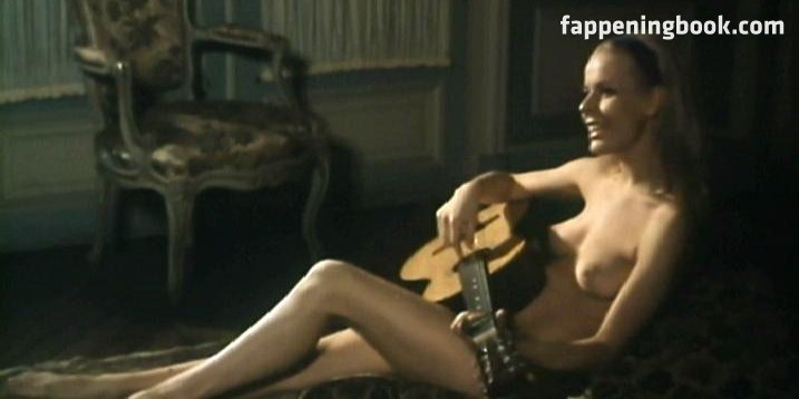 Astrid Frank Nude