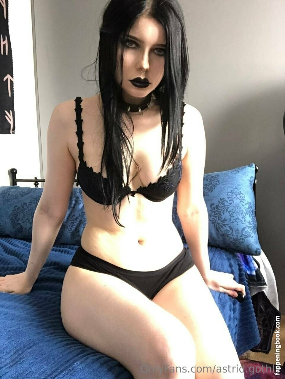 astrid.gothly Nude OnlyFans Leaks