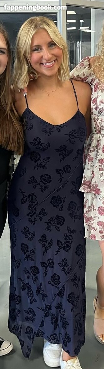 Aubree Bainum / aubree.danelle Nude, OnlyFans Leaks, Fappening