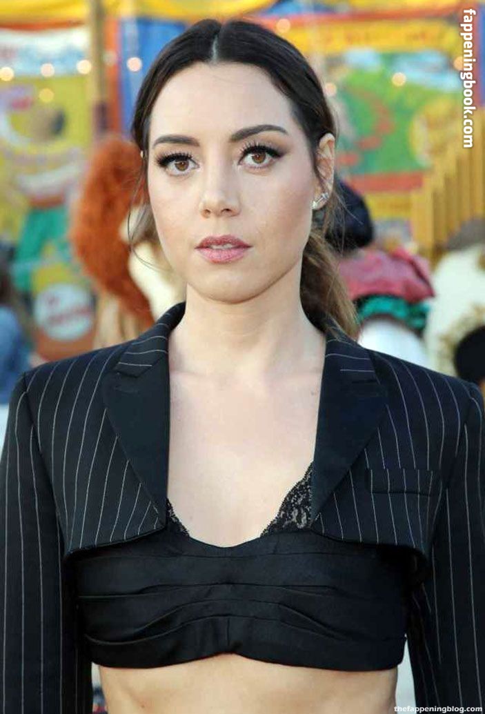 Aubrey Plaza Nude