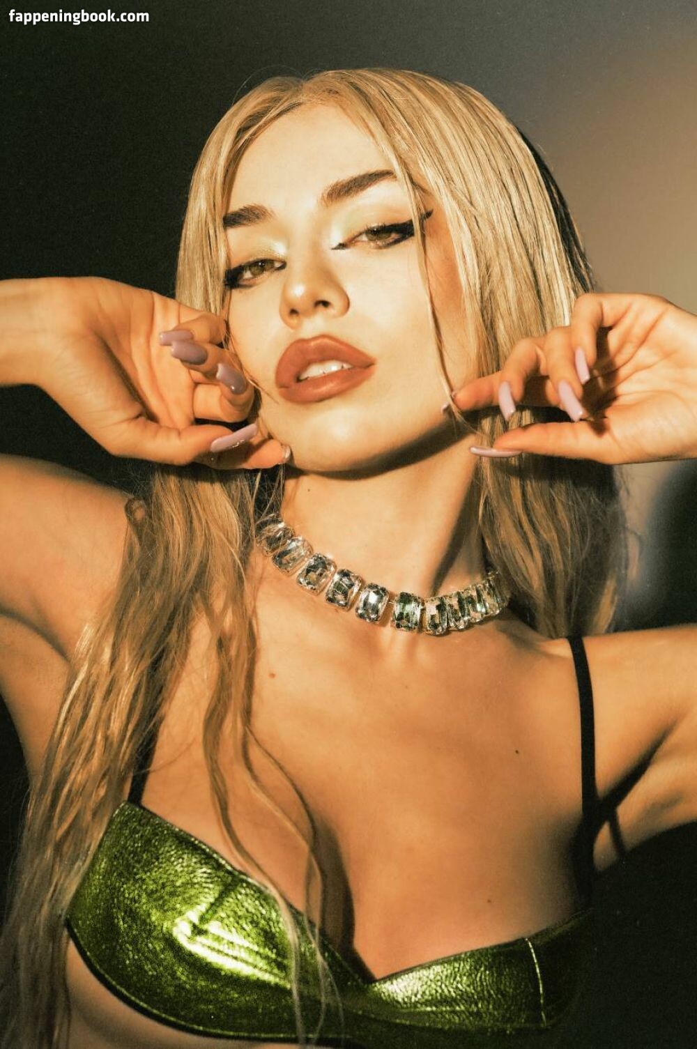 Ava Max Plharleyquinn Nude Onlyfans Leaks The Fappening Photo