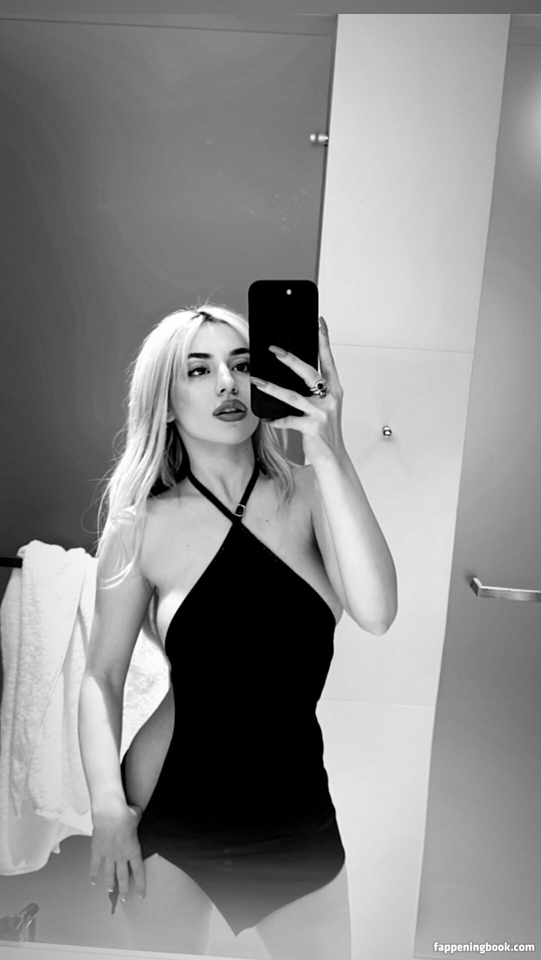 Ava Max Fapello Latest Exclusive Leaked Photos