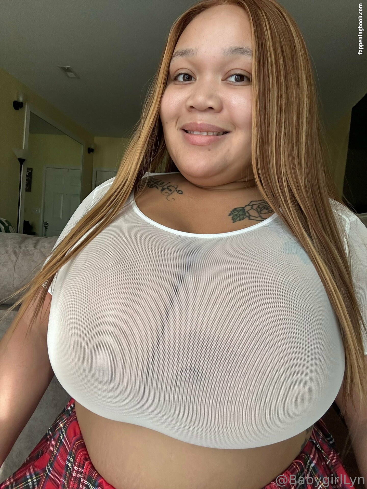 Babygirllyn Nude OnlyFans Leaks