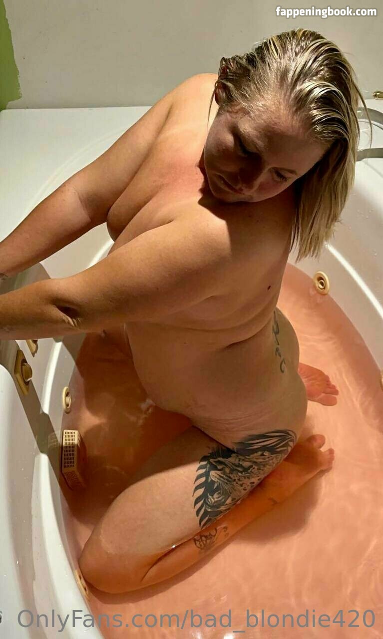 bad_blondie33 Nude OnlyFans Leaks
