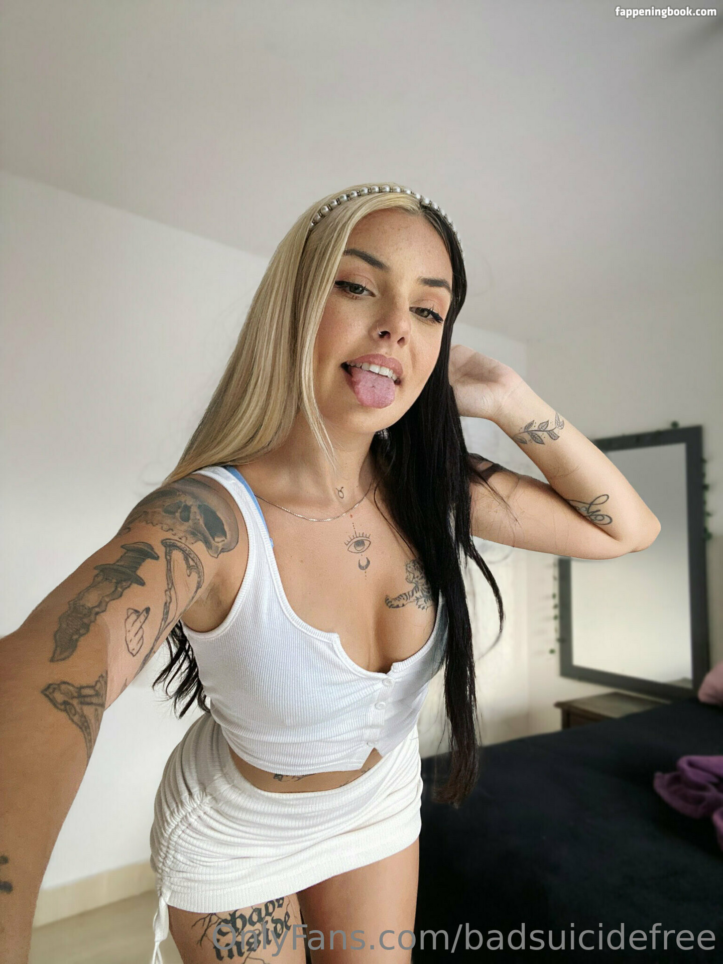 badsuicidefree Nude OnlyFans Leaks