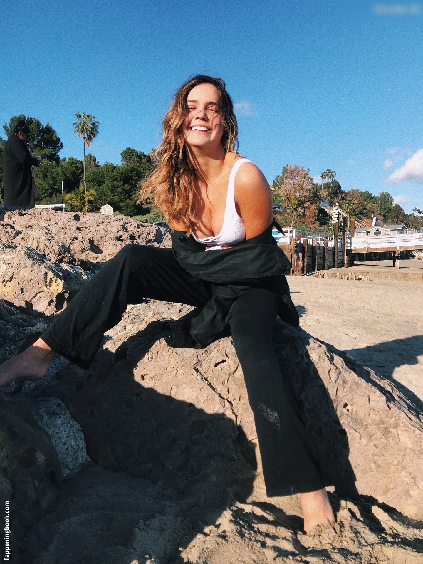 Bailee Madison erome Latest Exclusive Leaked Photos