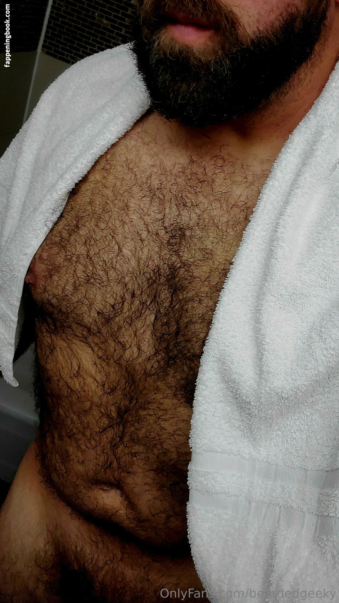 beardedgeeky Nude OnlyFans Leaks