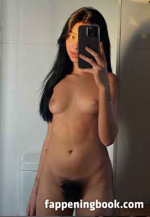 Beca Barreto Nude