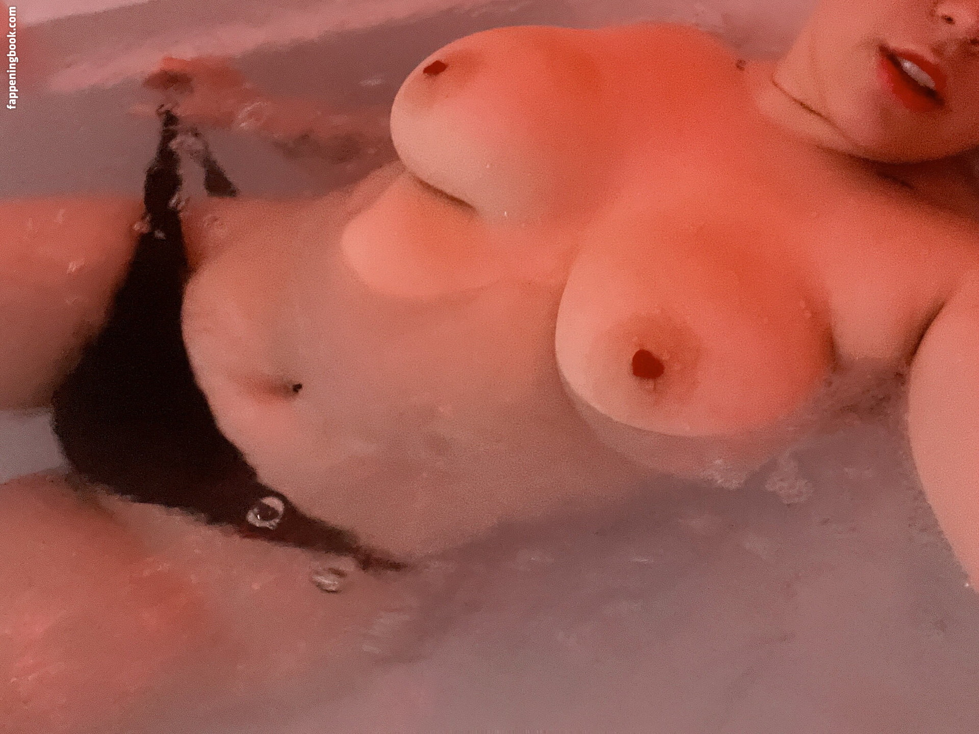 Beebinch Nude OnlyFans Leaks