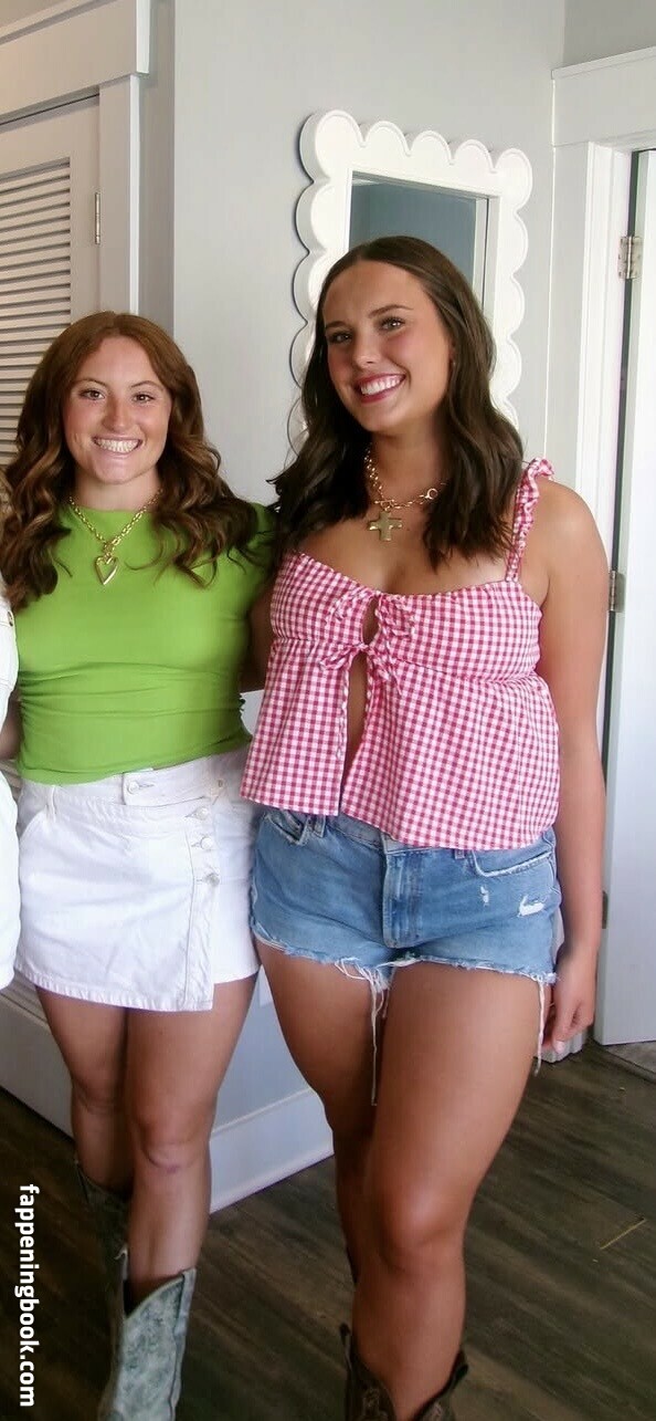 Bella.cornthwaite Nude