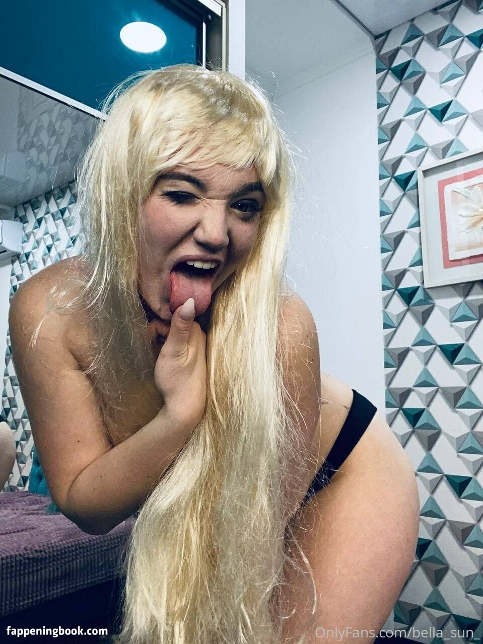 bella_sun_ Nude OnlyFans Leaks