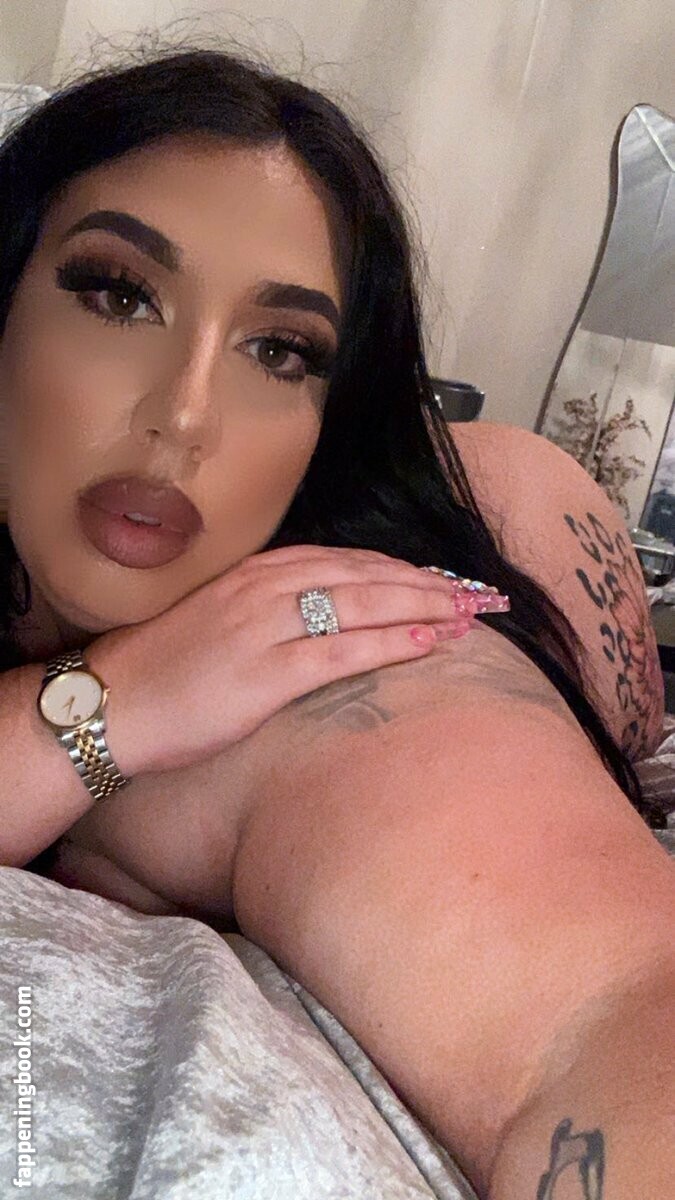 Bellabadxo Nude OnlyFans Leaks