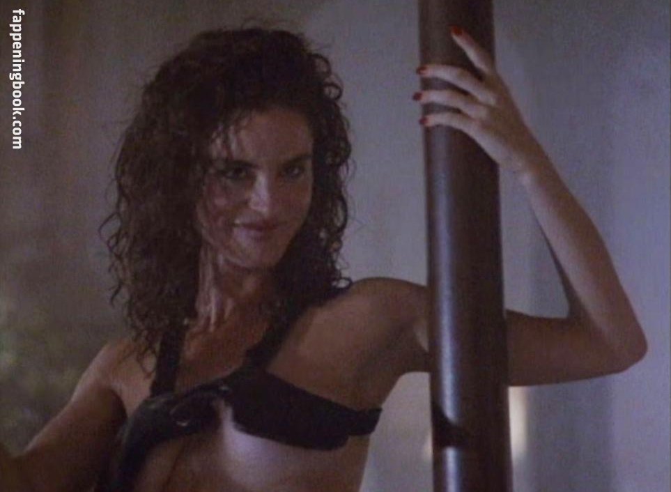 Betsy Russell