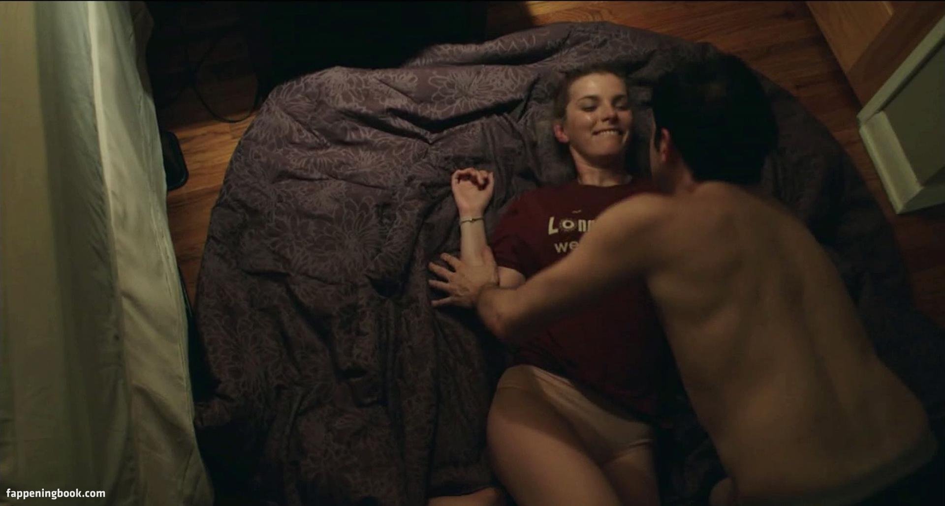 Betty gilpin fappening