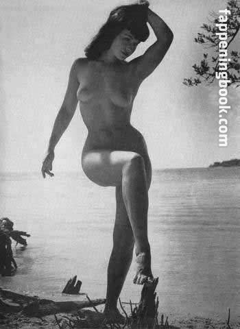 Betty Page Nude