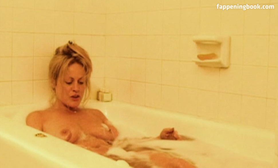 Beverly D'Angelo Nude, The Fappening - Photo #79367 - FappeningBook.