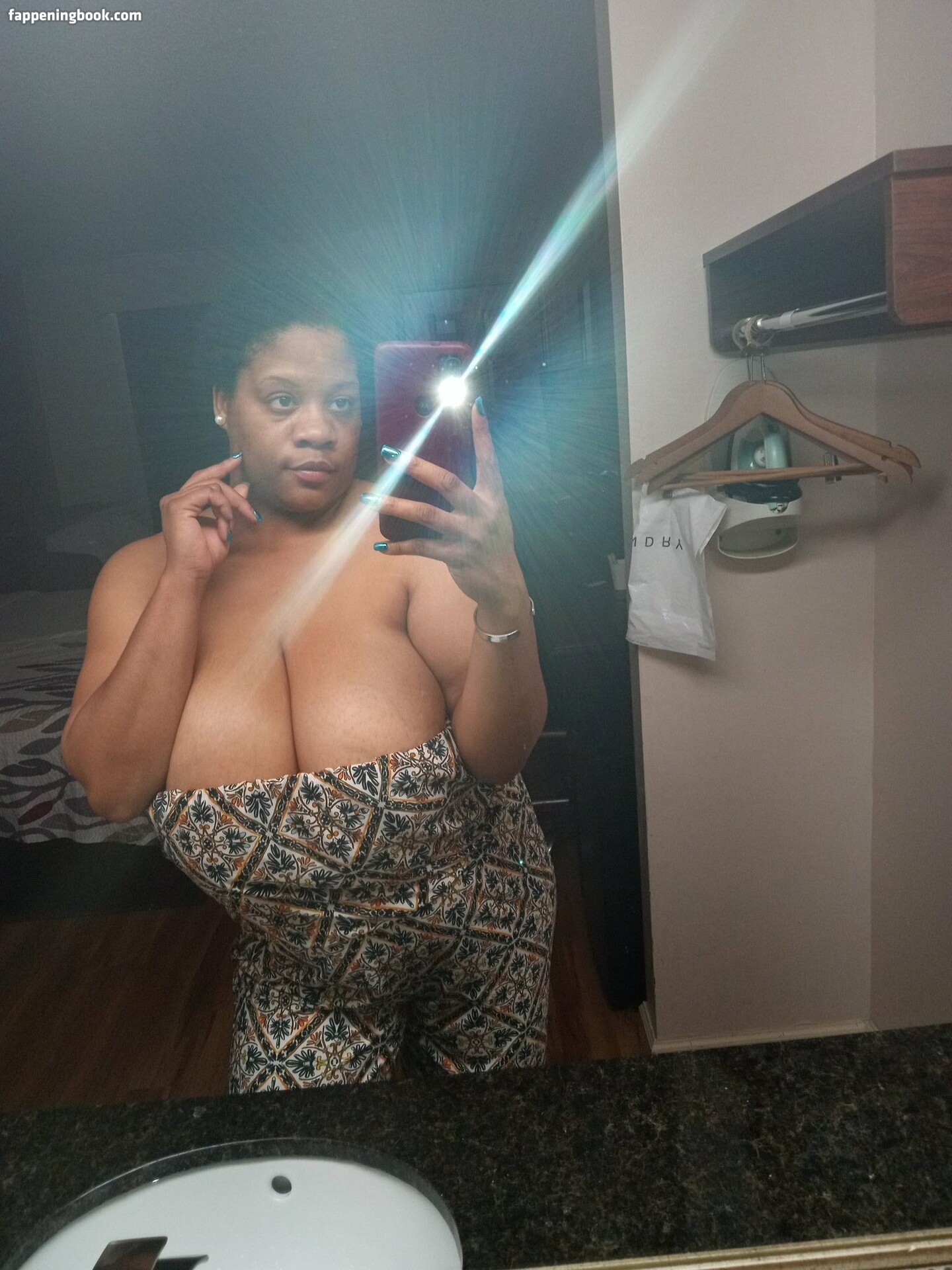 Bigboobiebirdy Nude OnlyFans Leaks