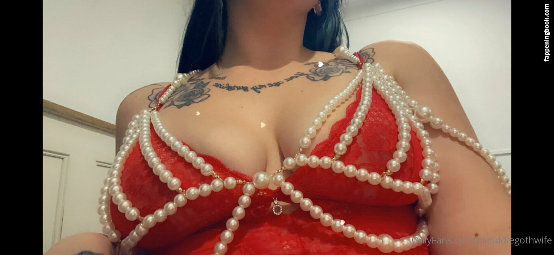 bigtiddiegothwife Nude OnlyFans Leaks