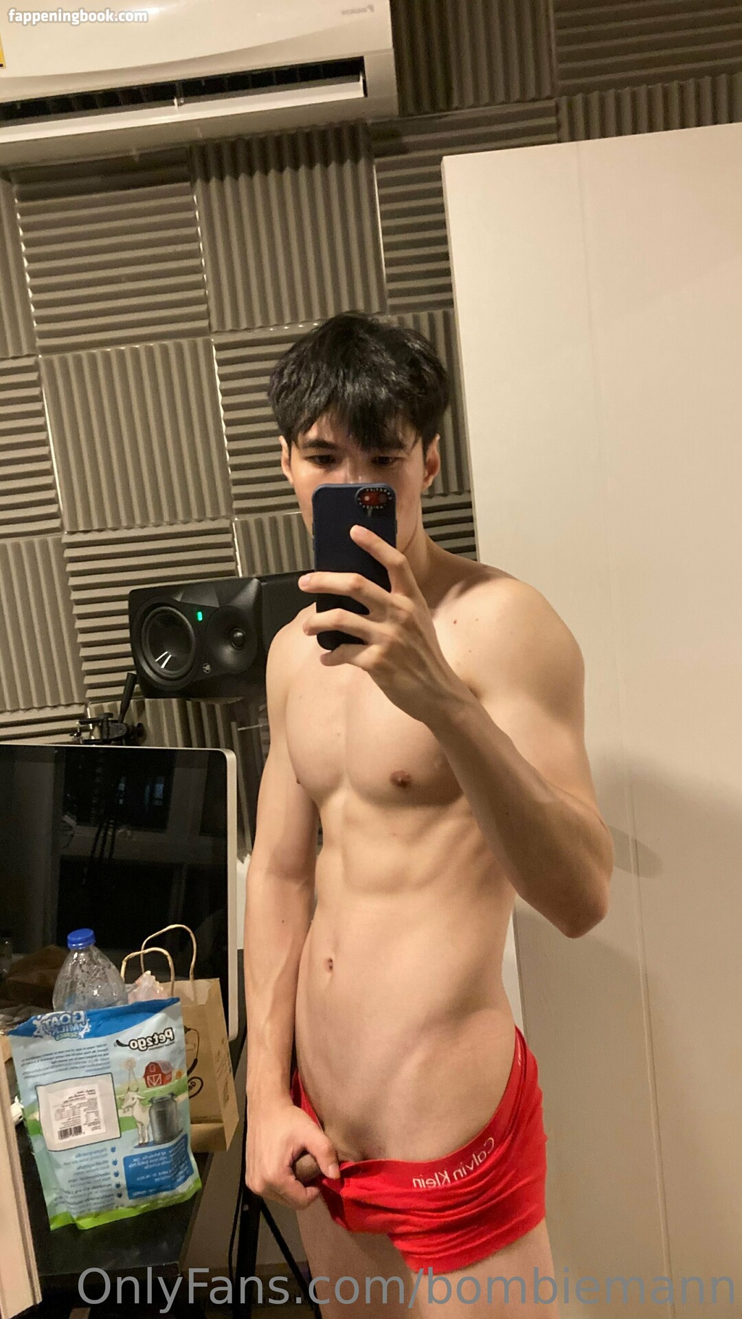 bombiemann Nude OnlyFans Leaks