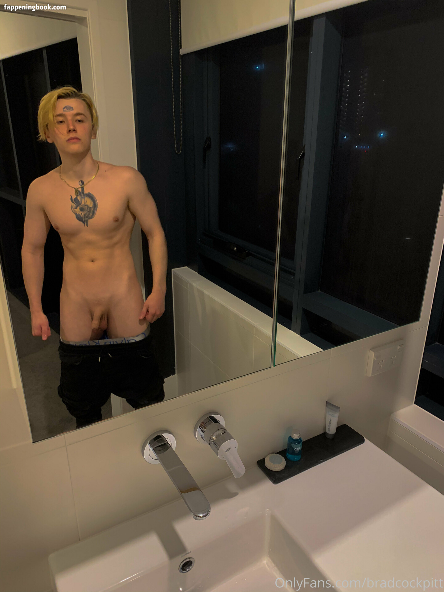 bradcockpitt Fapello Latest Exclusive Leaked Photos