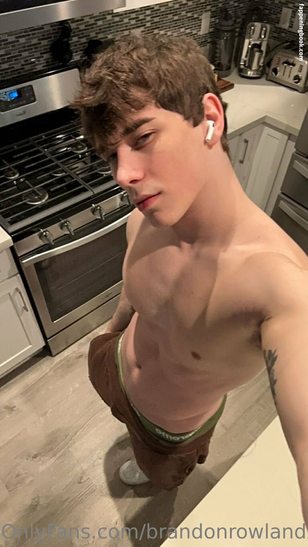 brandonrowlandx Nude OnlyFans Leaks