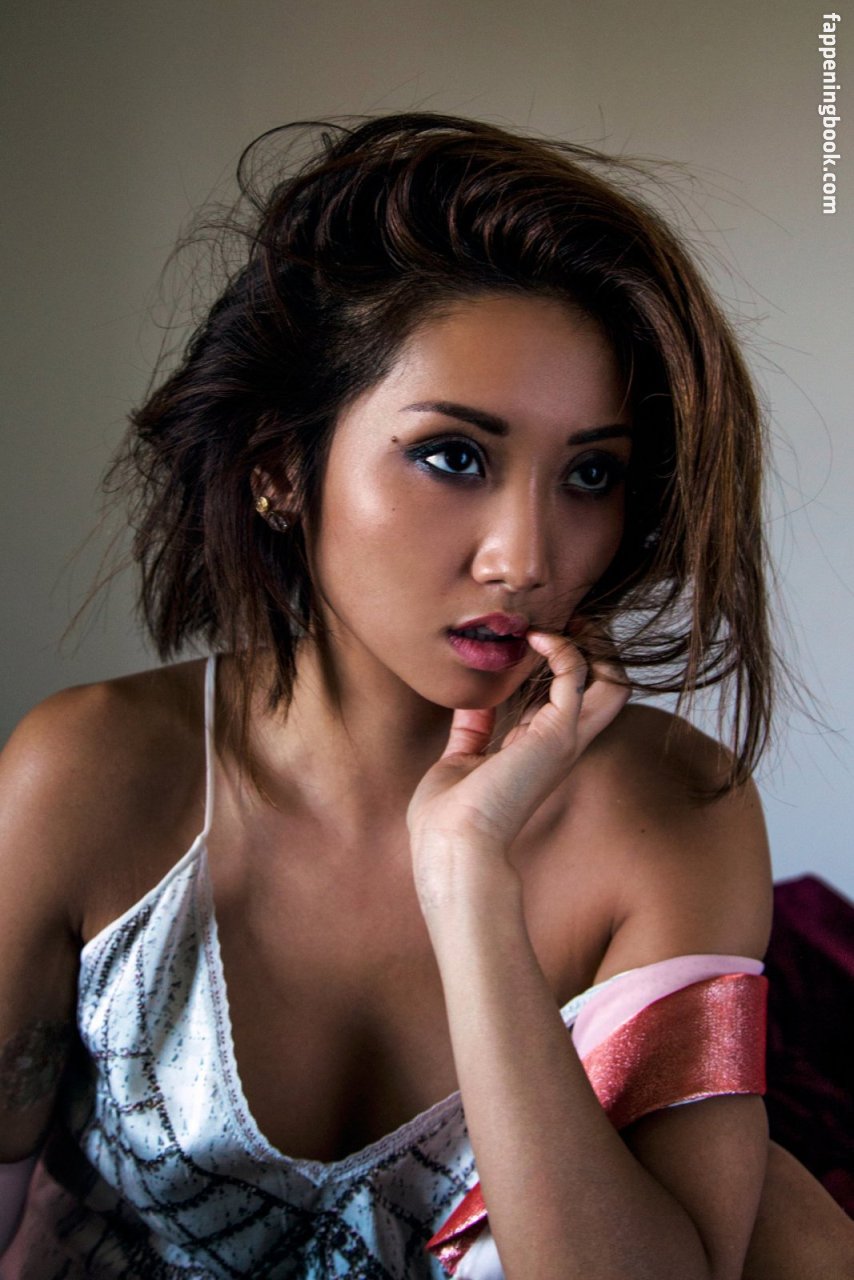 Brenda song leaked pics