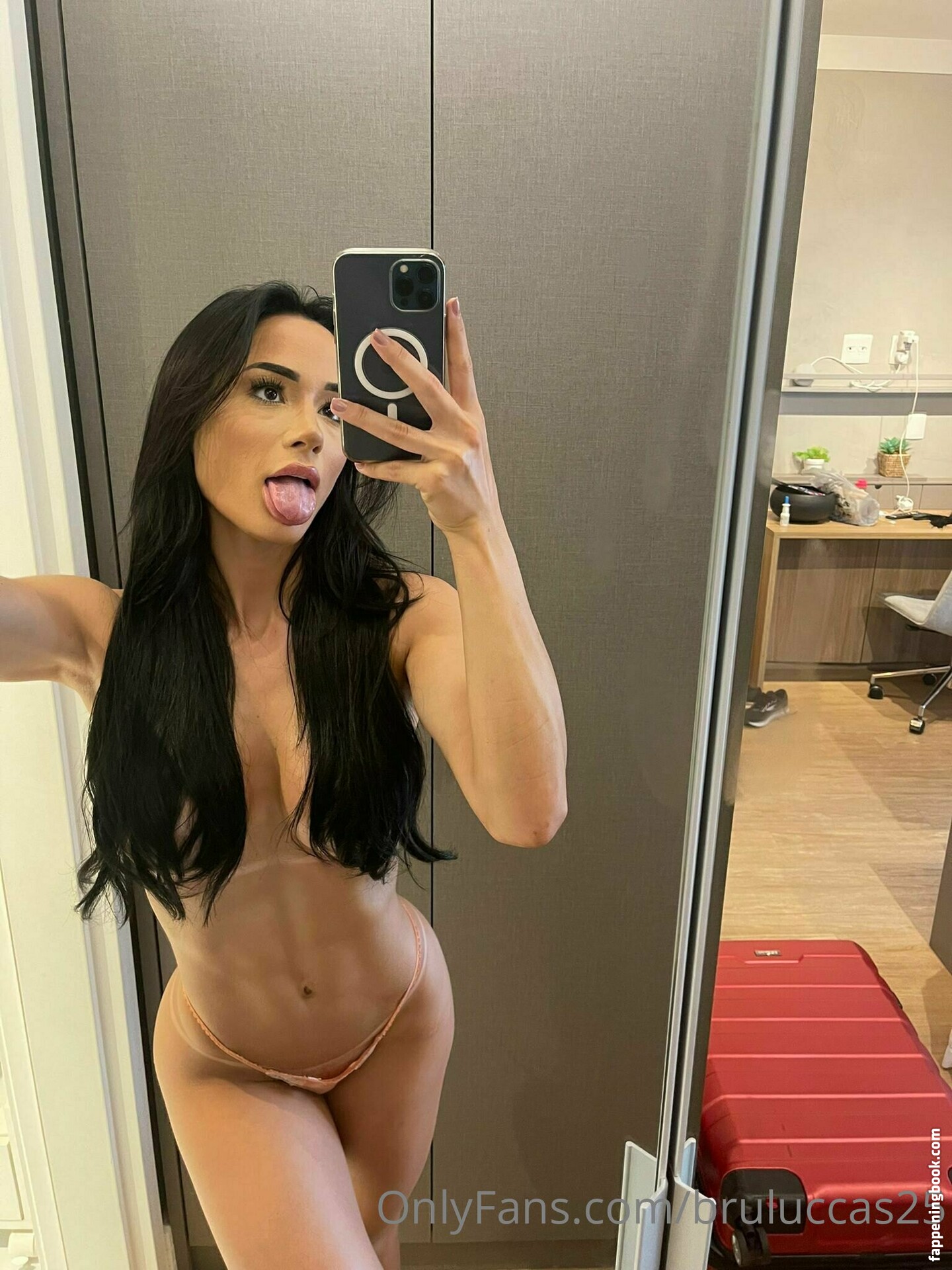 bruluccas25 Nude OnlyFans Leaks