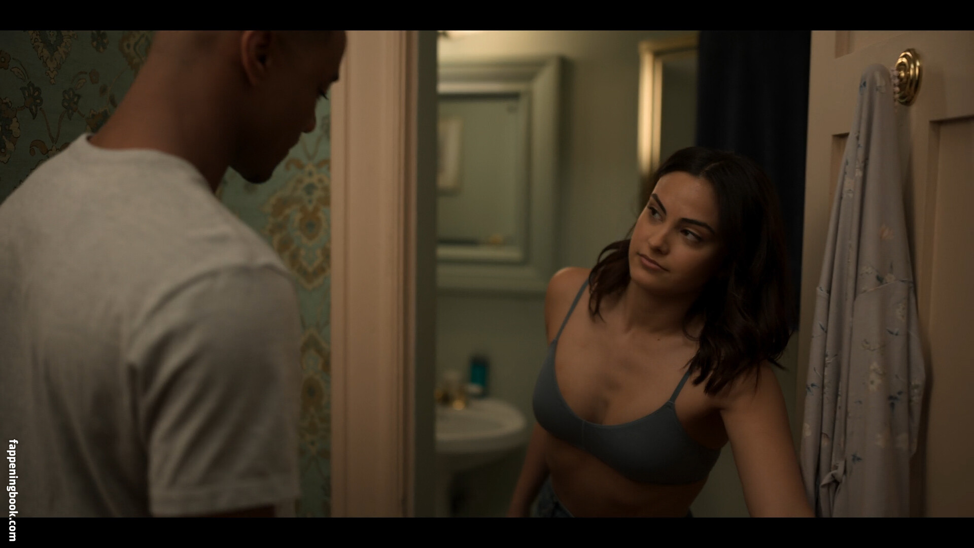 Camila Mendes Nude