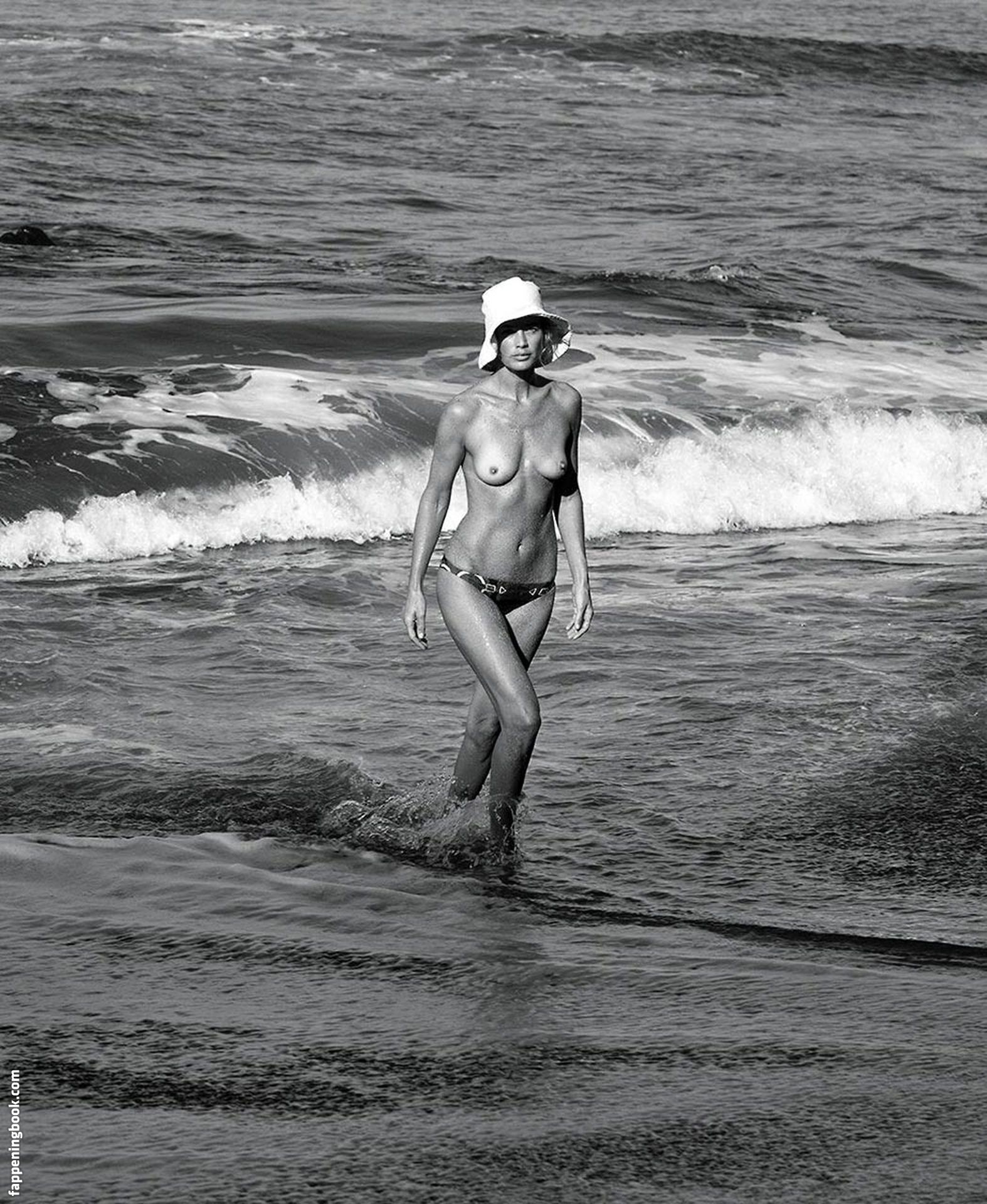 Carolyn Murphy Nude