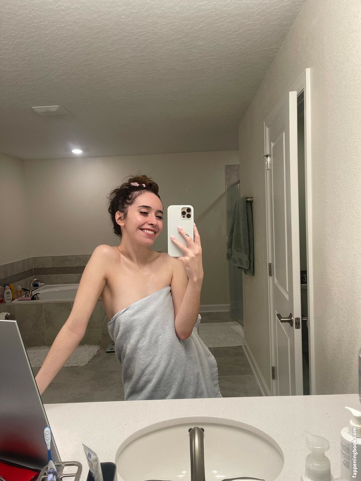 Catlyn Crespo Nude OnlyFans Leaks