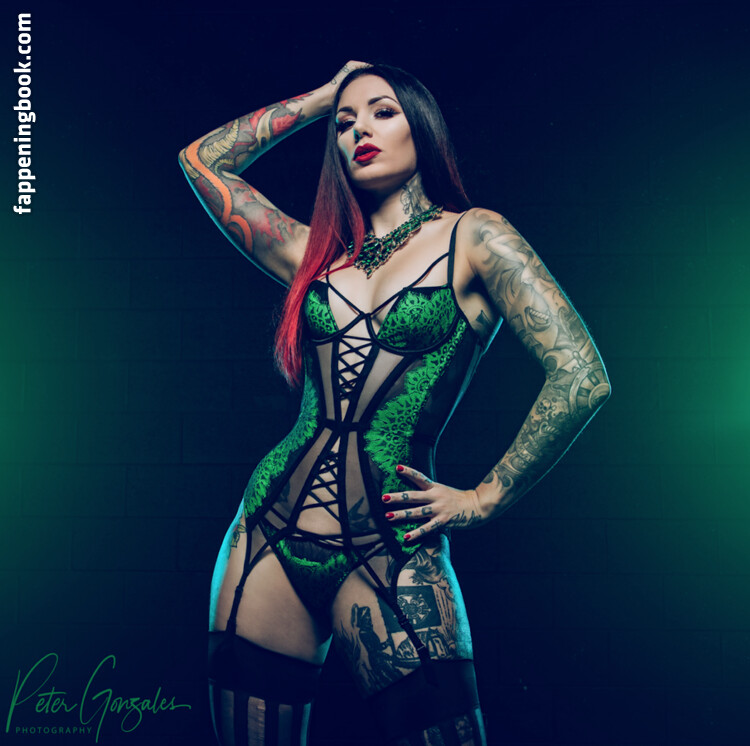 Cervena Fox Nude OnlyFans Leaks