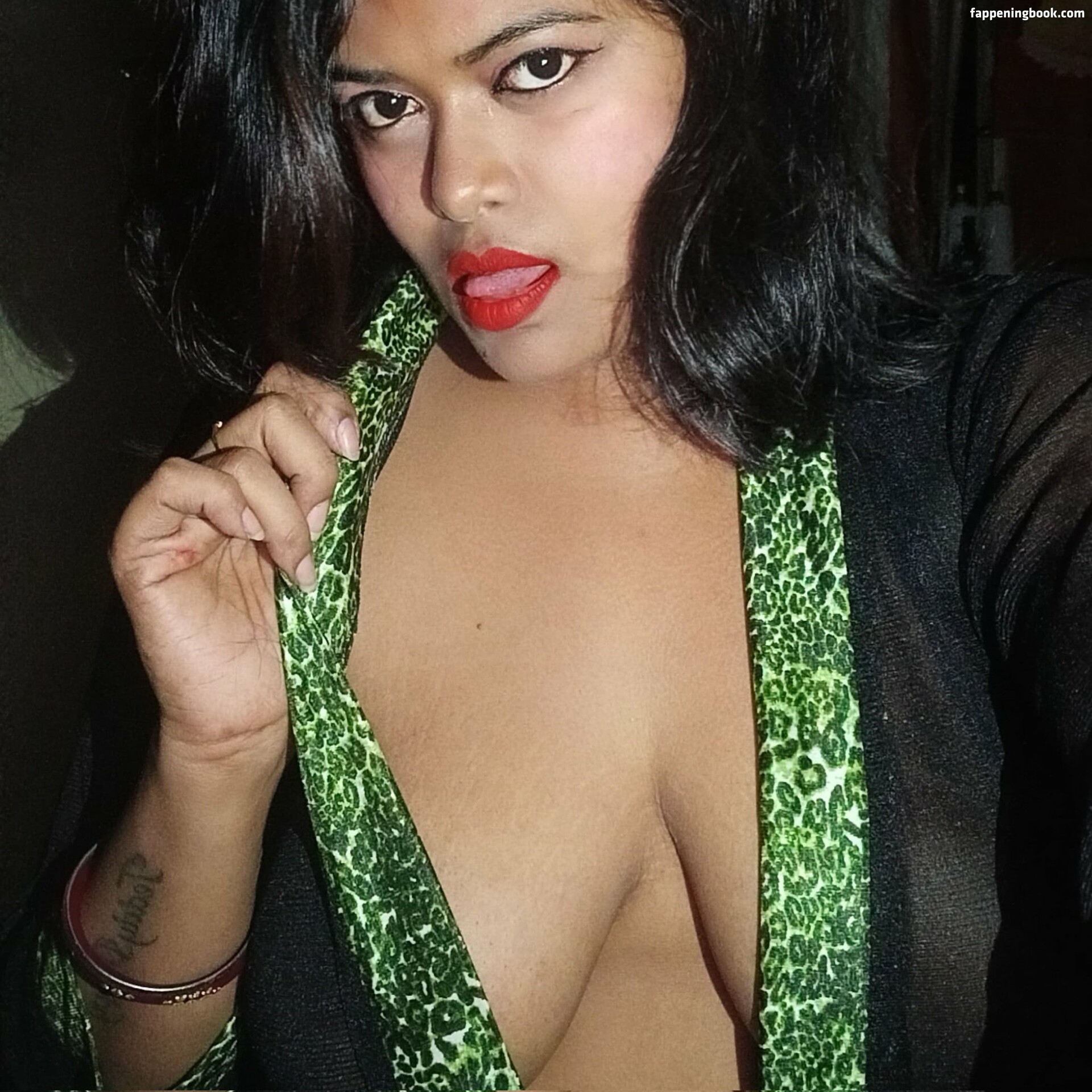 Chandrika Passionica Fapello Latest Exclusive Leaked Photos