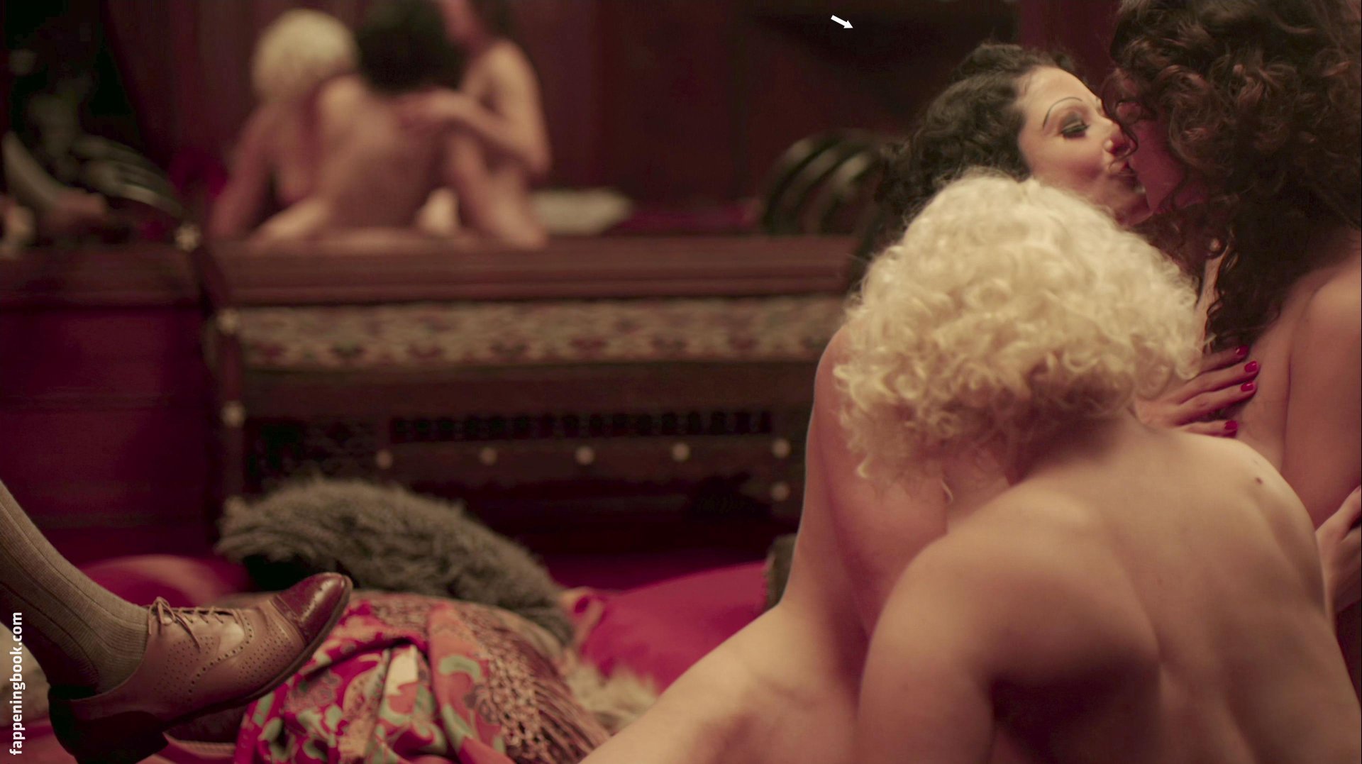 Nude video celebs » Chanon Finley nude, Jodie Smith nude, Chloe Holms nude  - True Blood s06e01 (2013) | realkey.ru