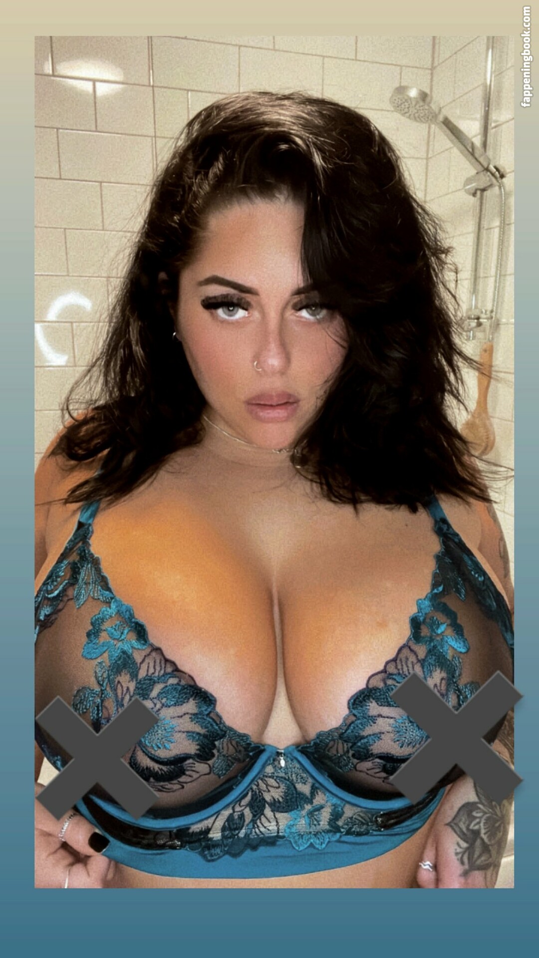 Charlotte Chambers Nude OnlyFans Leaks